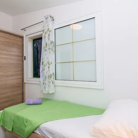 Carpe Diem Ii Apartamento Okrug Gornji